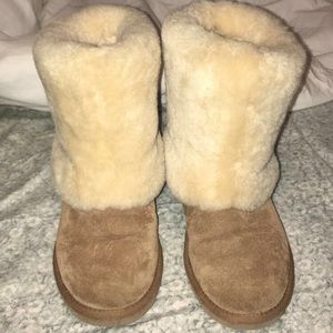 Chestnut uggs with exposed sheepskin